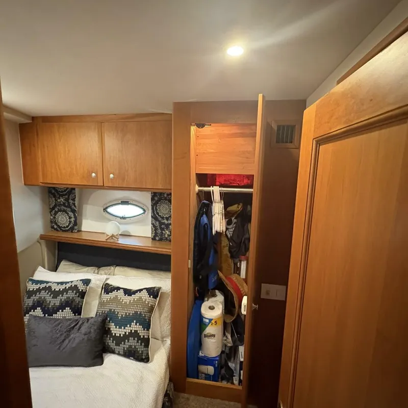 Slide: The Image of Silverton 42 Convertible 2001 - 5385070