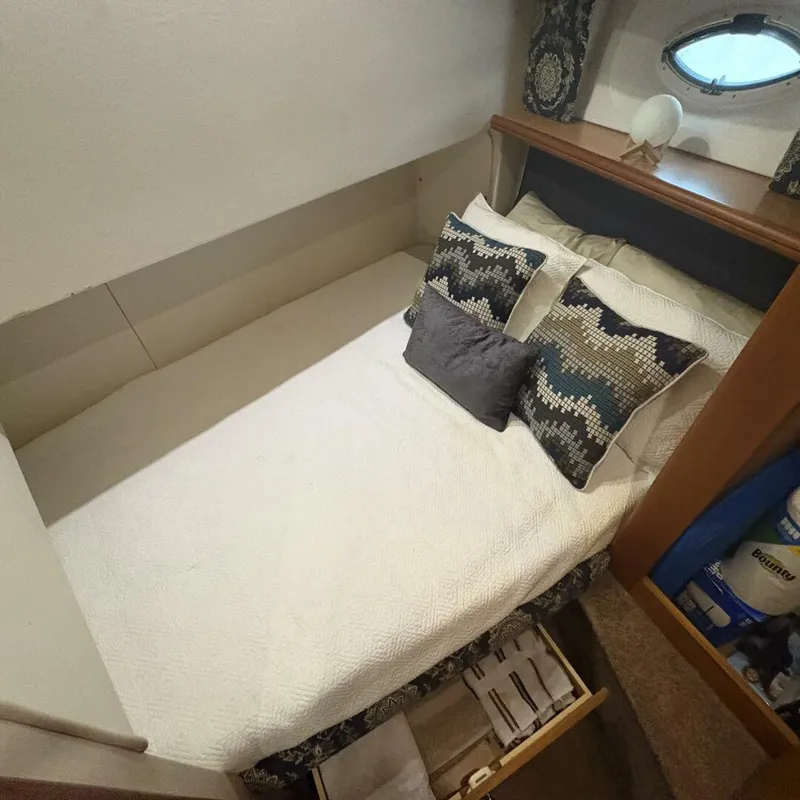 Slide: The Image of Silverton 42 Convertible 2001 - 5385072