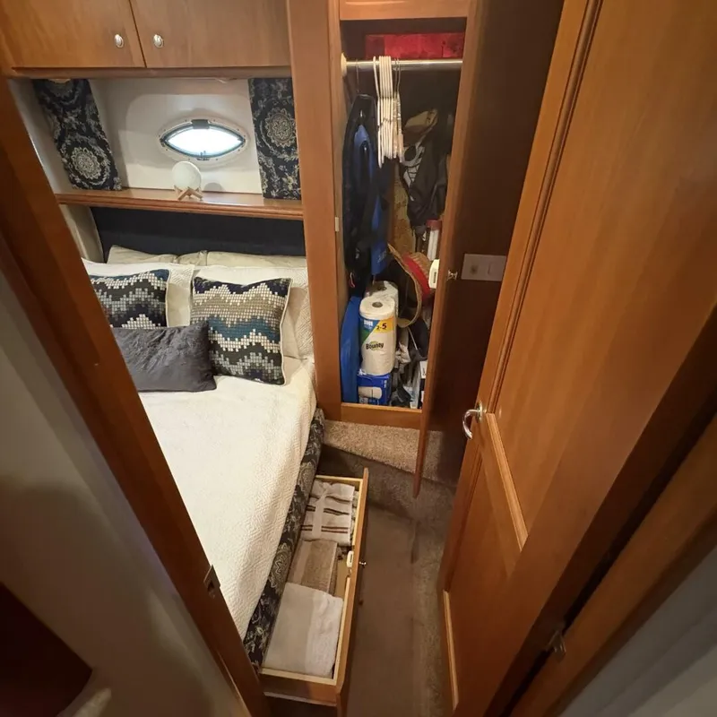 Slide: The Image of Silverton 42 Convertible 2001 - 5385074