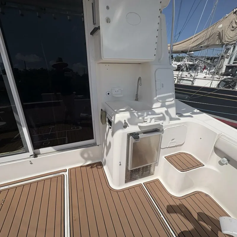 Slide: The Image of Silverton 42 Convertible 2001 - 5385150