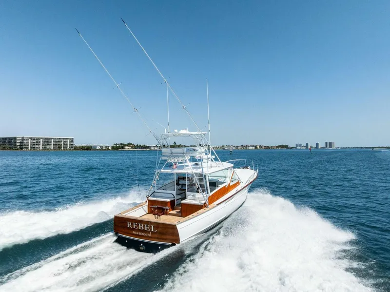 Slide: The Image of Rybovich 44 2000 - 5364400