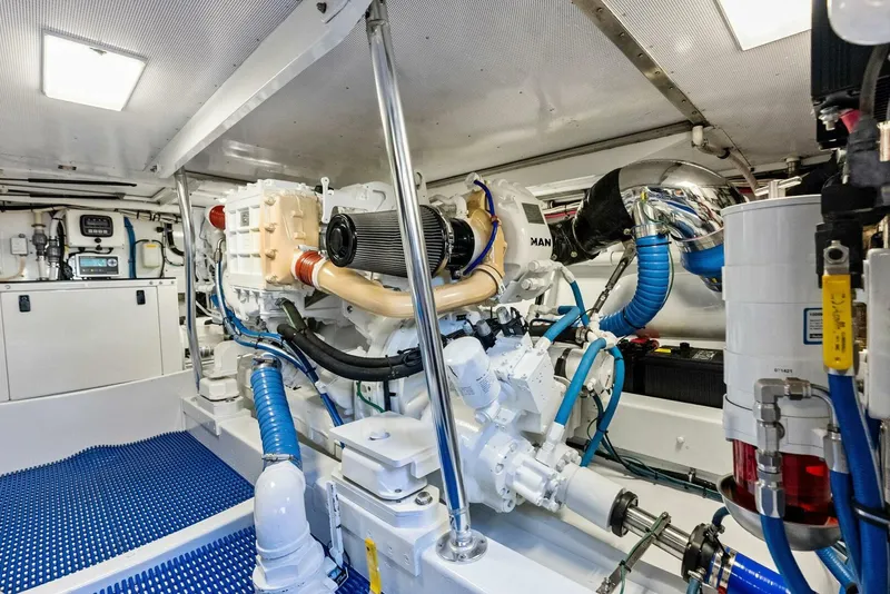 Slide: The Image of Rybovich 44 2000 - 5364436