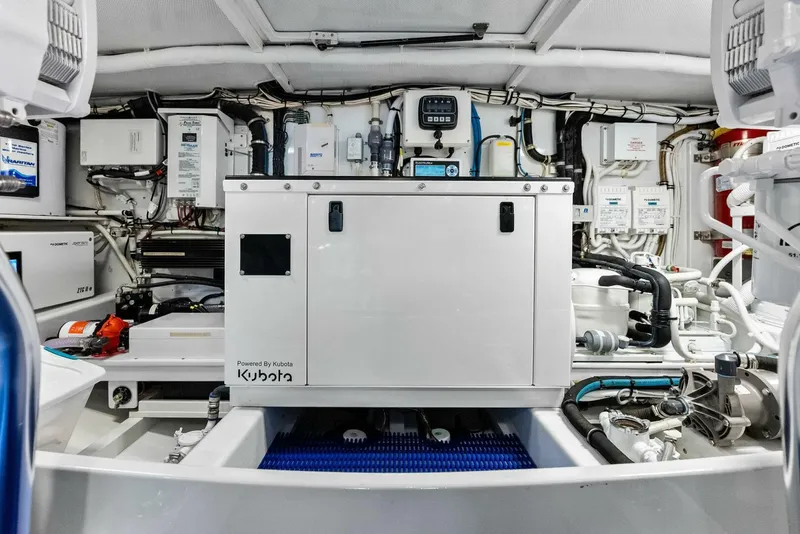 Slide: The Image of Rybovich 44 2000 - 5364438