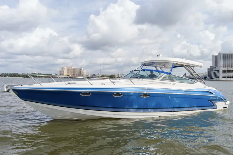 Slide: The Image of 2017 37 Formula 370 SS Bluebird Port - 5364804