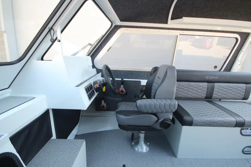 Slide: The Image of Weldcraft 220 Maverick DV 2026 - 5558943