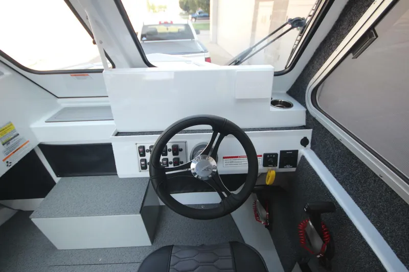 Slide: The Image of Weldcraft 220 Maverick DV 2026 - 5558944