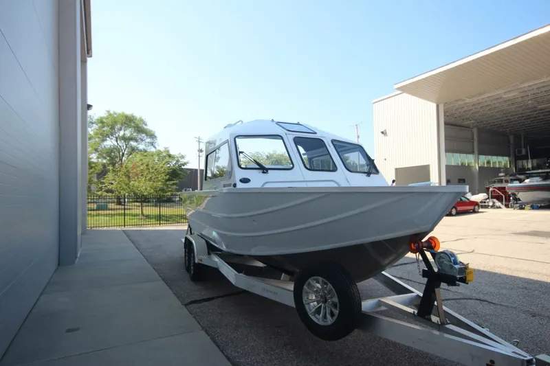 Slide: The Image of Weldcraft 220 Maverick DV 2026 - 5558928