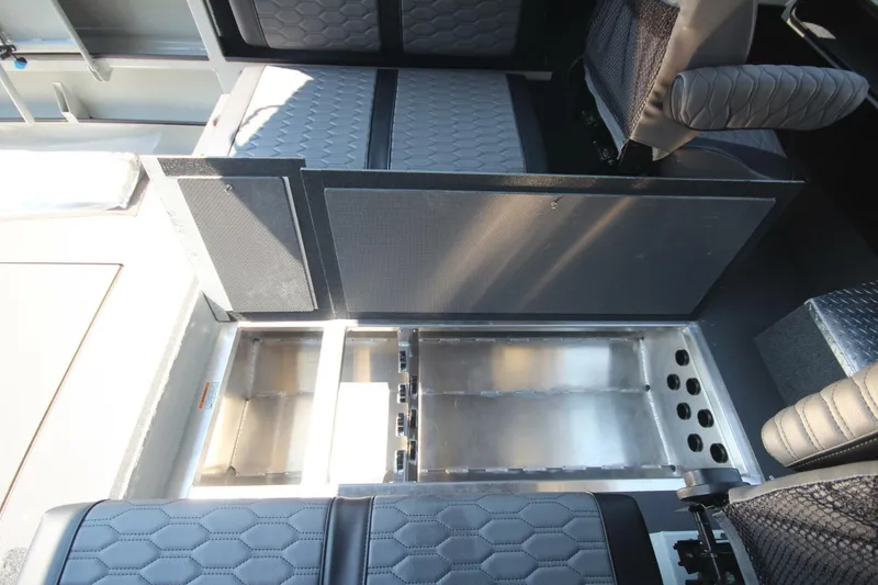 Slide: The Image of Weldcraft 220 Ocean King 2026 - 5563023