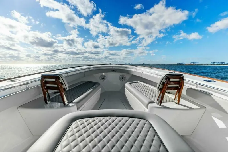 Slide: The Image of 2021 Valhalla Boatworks V-37 Bow   - 5365236