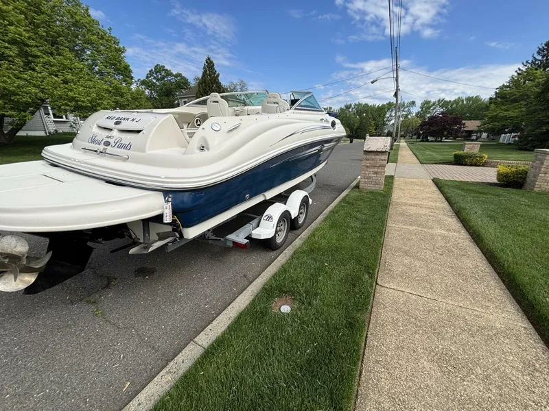 Slide: The Image of Sea Ray 240 Sundeck 2007 - 5365406