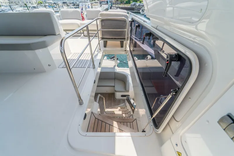 Slide: The Image of Absolute 62 Fly 2023 - 5519861