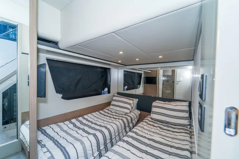 Slide: The Image of Absolute 62 Fly 2023 - 5519855