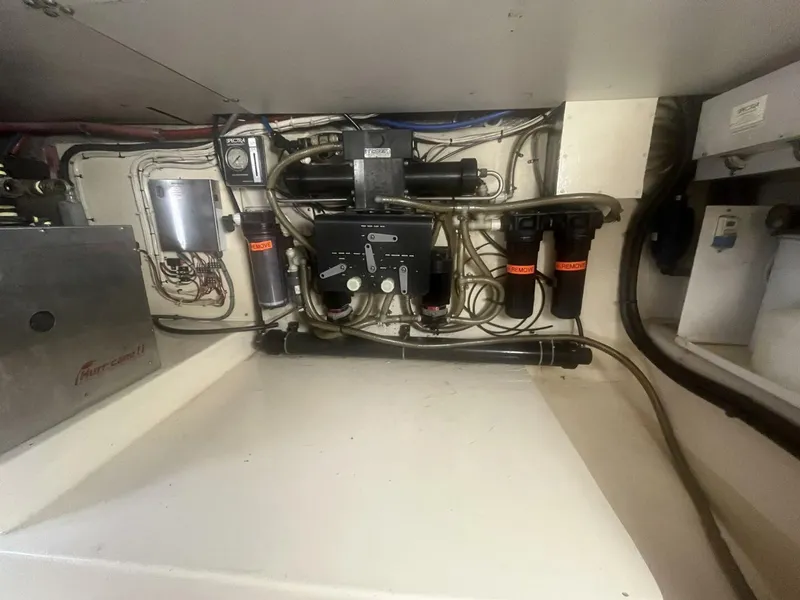 Slide: The Image of Great Harbour GH47 2001 - 5400159