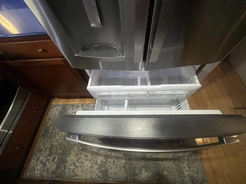 Slide: The Image of Great Harbour GH47 2001 - 5400081