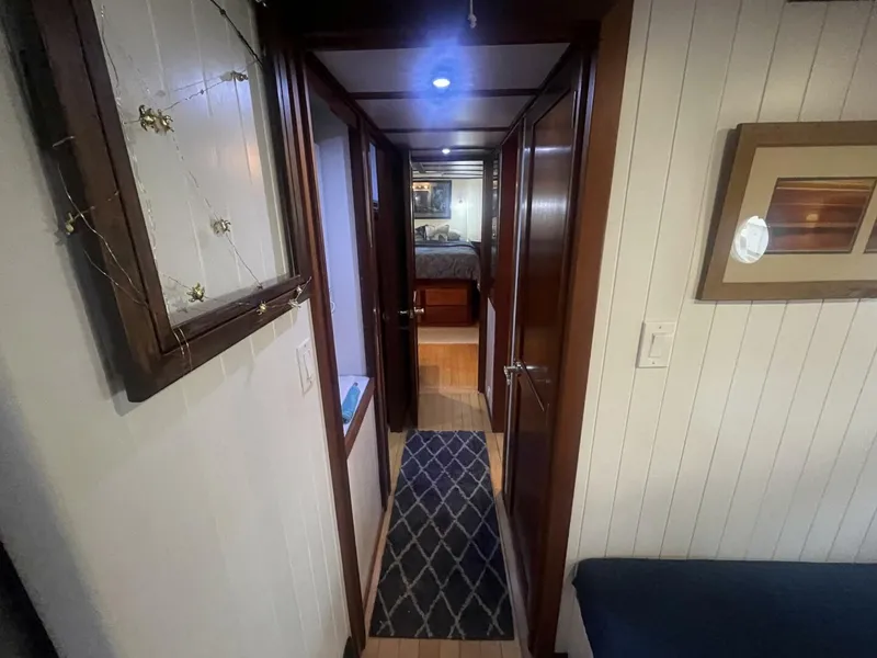 Slide: The Image of Great Harbour GH47 2001 - 5400087