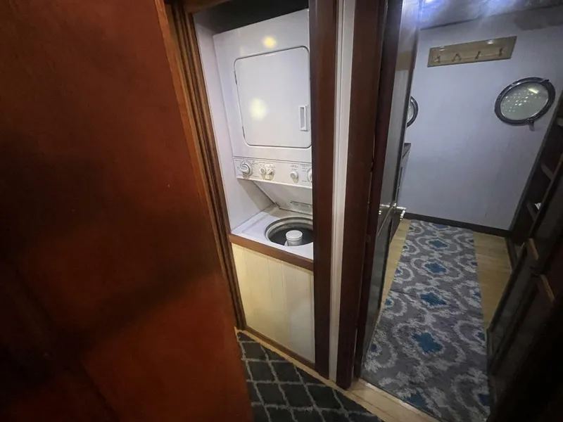 Slide: The Image of Great Harbour GH47 2001 - 5400088