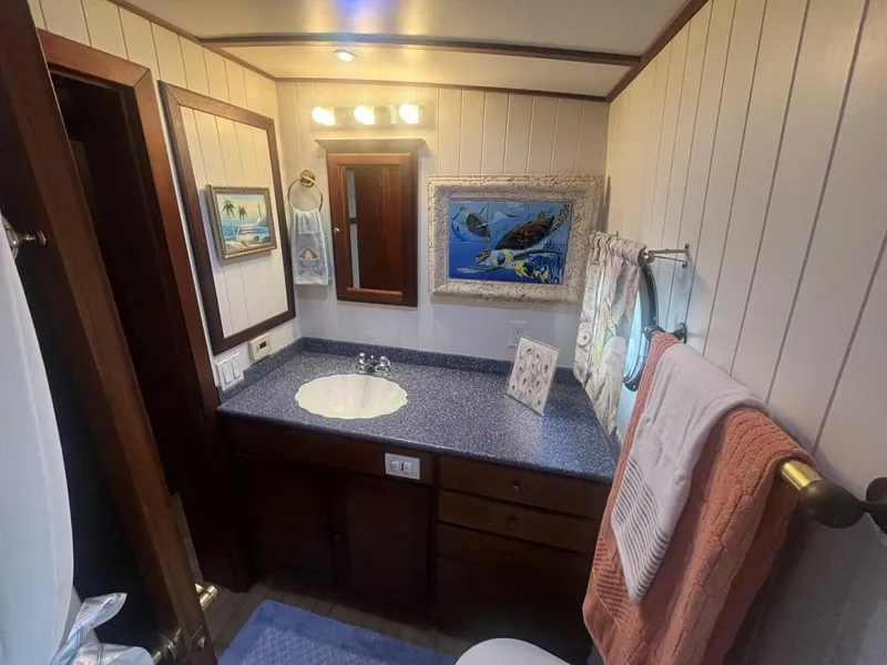 Slide: The Image of Great Harbour GH47 2001 - 5400095