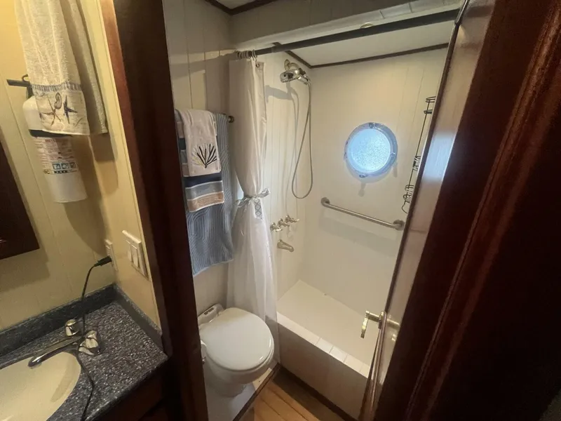 Slide: The Image of Great Harbour GH47 2001 - 5400108