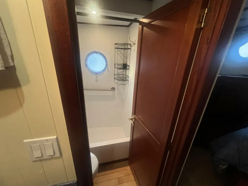 Slide: The Image of Great Harbour GH47 2001 - 5400109