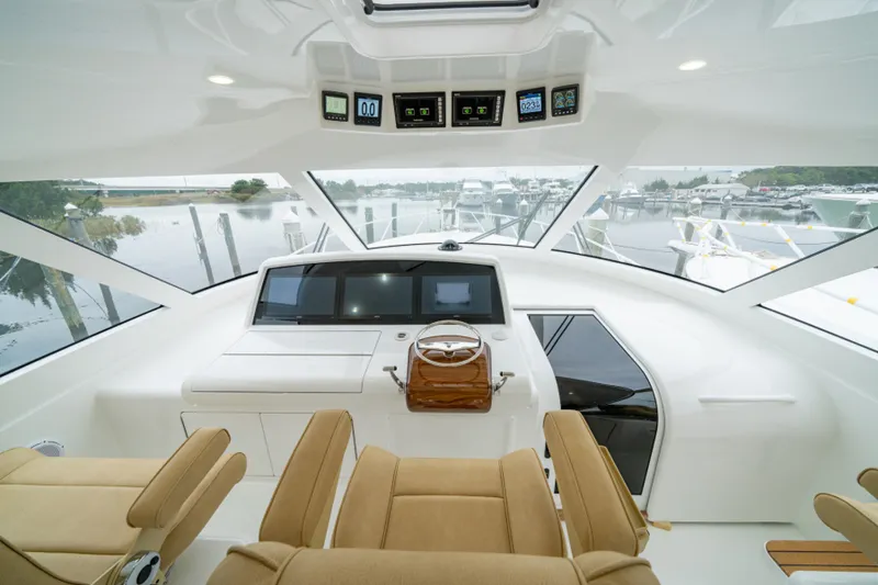 Slide: The Image of New 54 Viking Sport Coupe - 6209040