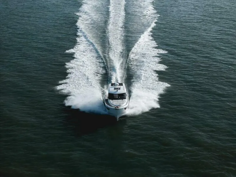Slide: The Image of 2025 BENETEAU Antares 9 - 5366194