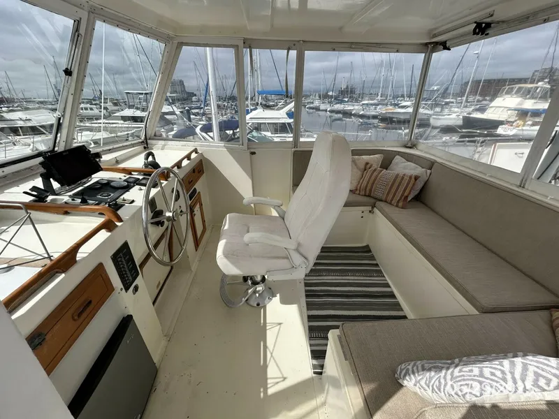 Slide: The Image of 36' Kadey-Krogen flybridge starboard - 5366940
