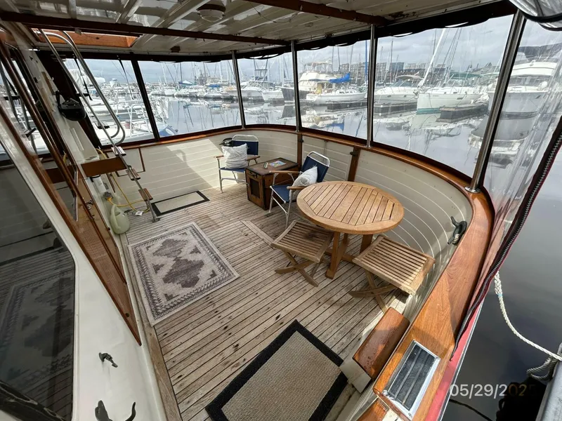 Slide: The Image of 36' Kadey-Krogen aftdeck2 - 5366922