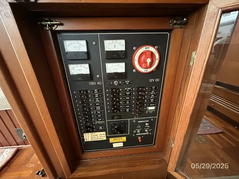Slide: The Image of 36' Kadey-Krogen electrical panel - 5366930