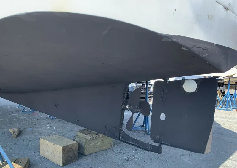 Slide: The Image of 36' Kadey-Krogen running gear2 - 6063444