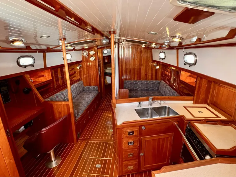 Slide: The Image of Shannon 43 Cutter 2001 - 5367193