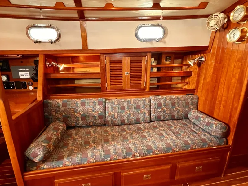 Slide: The Image of Shannon 43 Cutter 2001 - 5367198