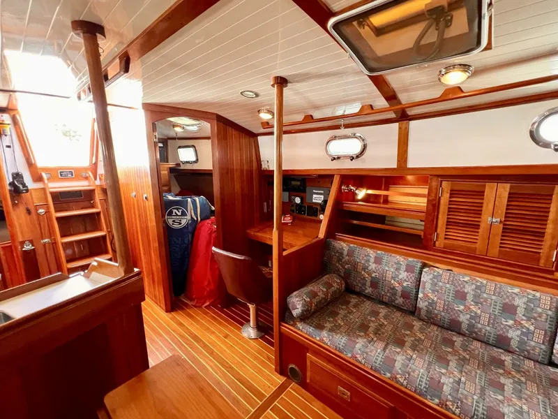 Slide: The Image of Shannon 43 Cutter 2001 - 5367206