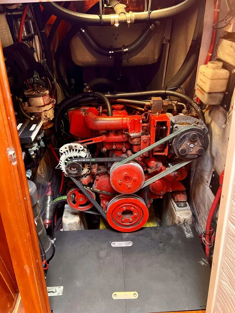 Slide: The Image of Shannon 43 Cutter 2001 - 5367210