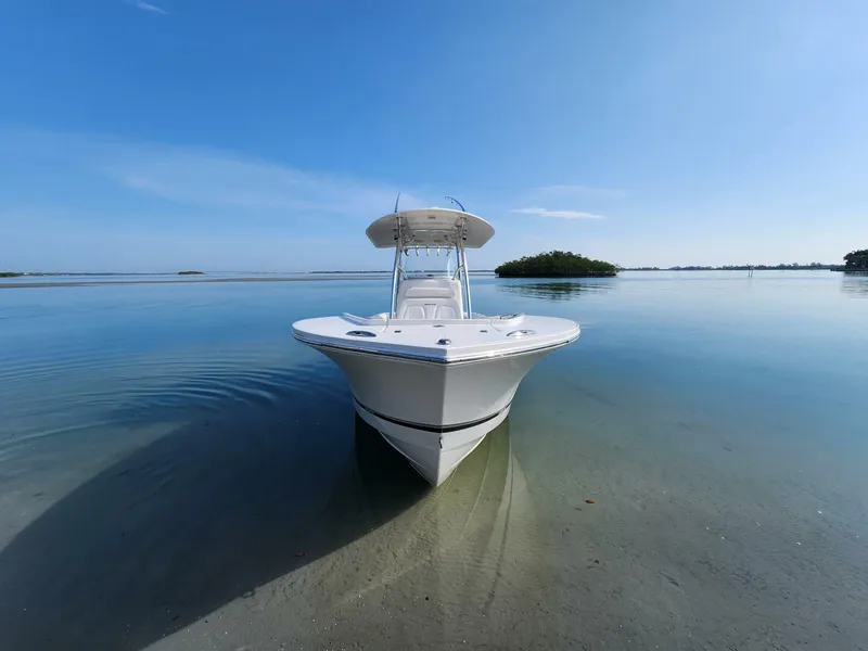 Slide: The Image of Regulator Marine Center Console 2015 - 5367900