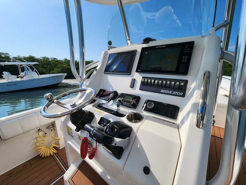 Slide: The Image of Regulator Marine Center Console 2015 - 5367908