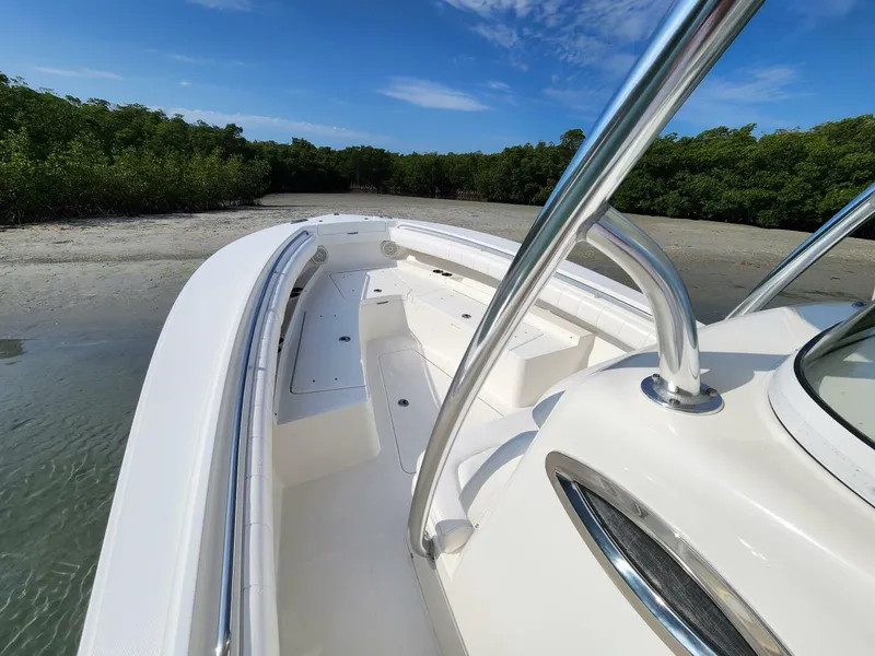 Slide: The Image of Regulator Marine Center Console 2014 - 5368214