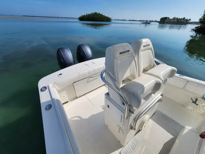 Slide: The Image of Regulator Marine Center Console 2014 - 5368218