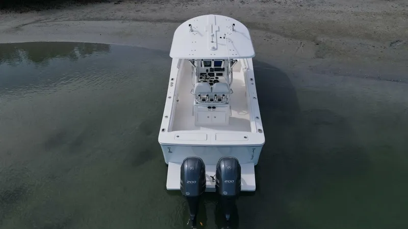 Slide: The Image of Regulator Marine Center Console 2014 - 5368205