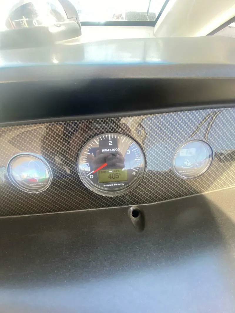 Slide: The Image of Sunseeker 40 Portofino 2013 - 5368273