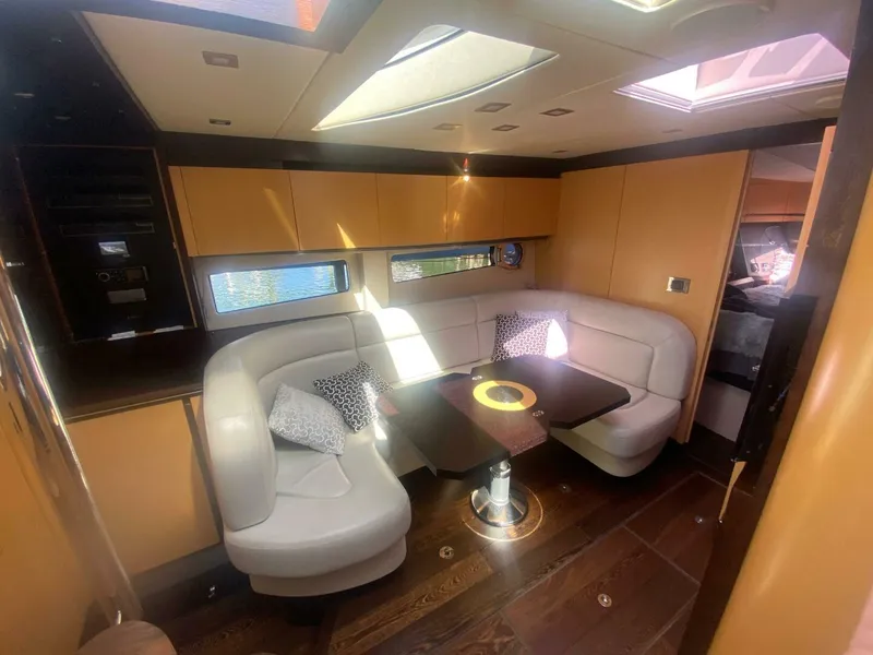 Slide: The Image of Sunseeker 40 Portofino 2013 - 5368274