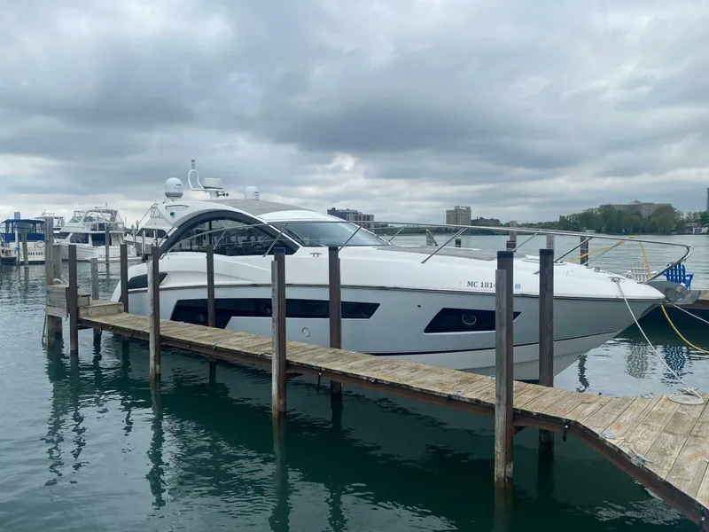 Slide: The Image of Sunseeker 40 Portofino 2013 - 5368252