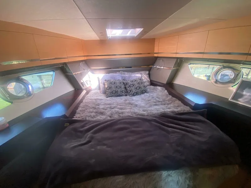 Slide: The Image of Sunseeker 40 Portofino 2013 - 5368280