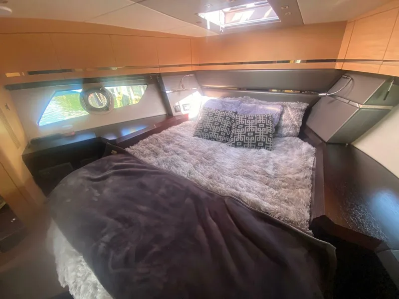 Slide: The Image of Sunseeker 40 Portofino 2013 - 5368281