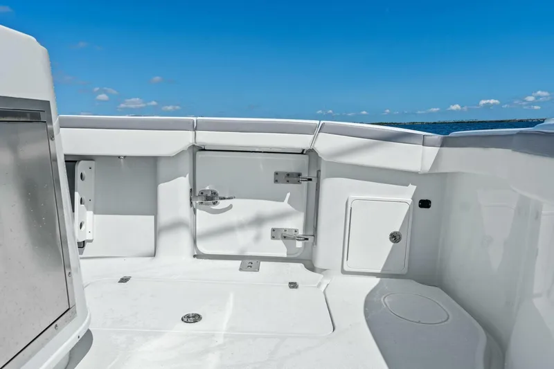 Slide: The Image of 2021 Yellowfin 42 Center Console Fin & Tonic - 5370475