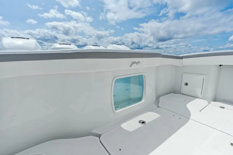 Slide: The Image of 2021 Yellowfin 42 Center Console Fin & Tonic - 5370492