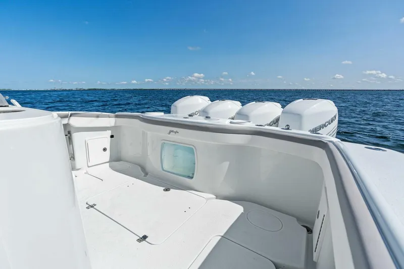 Slide: The Image of 2021 Yellowfin 42 Center Console Fin & Tonic - 5370473
