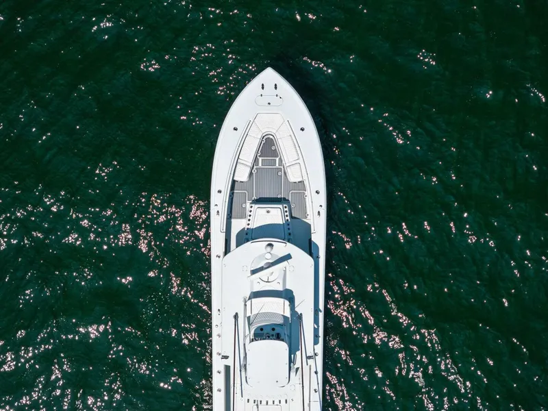 Slide: The Image of 2021 Yellowfin 42 Center Console Fin & Tonic - 5370429
