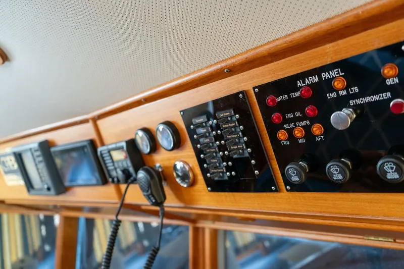 Slide: The Image of Grand Banks 42 Classic 2001 - 5872026