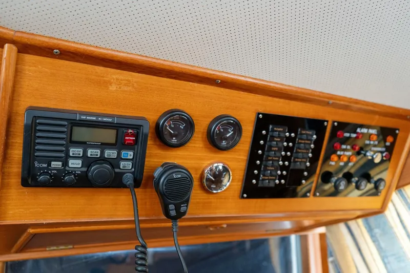 Slide: The Image of Grand Banks 42 Classic 2001 - 5872028