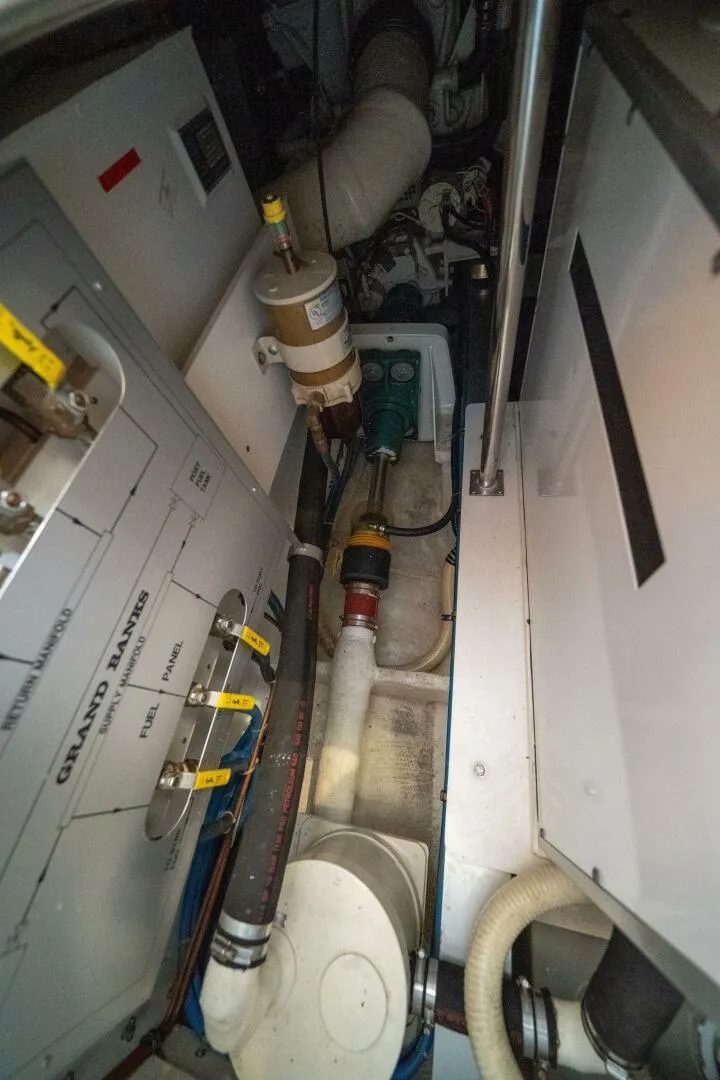 Slide: The Image of Grand Banks 42 Classic 2001 - 5872083